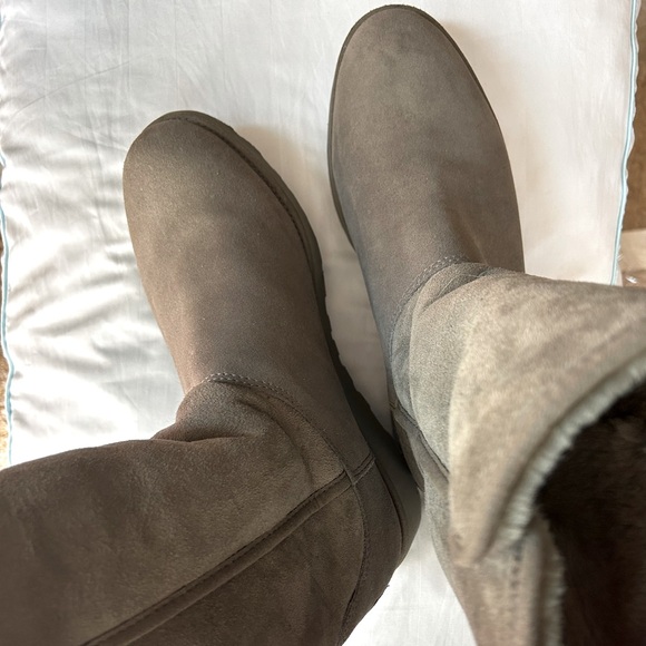 UGG Boots. Narrowed toe, 1.5 inch heel, grey and less ugly than most UGGs! - Picture 2 of 8